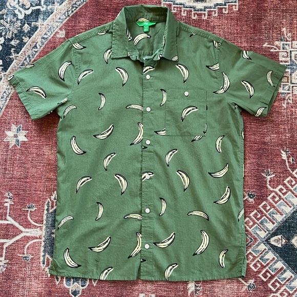 DIP Short Sleeve Shirt in Banana Print NWT Size Small - Picture 1 of 10
